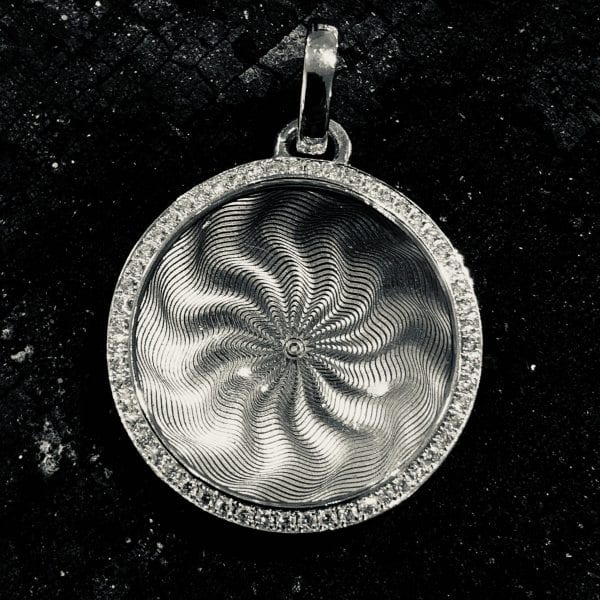 Anhaenger Emaille Weissgold Brillanten