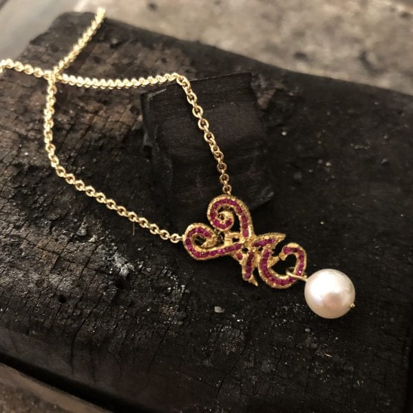 Anhaenger Ja Rotgold