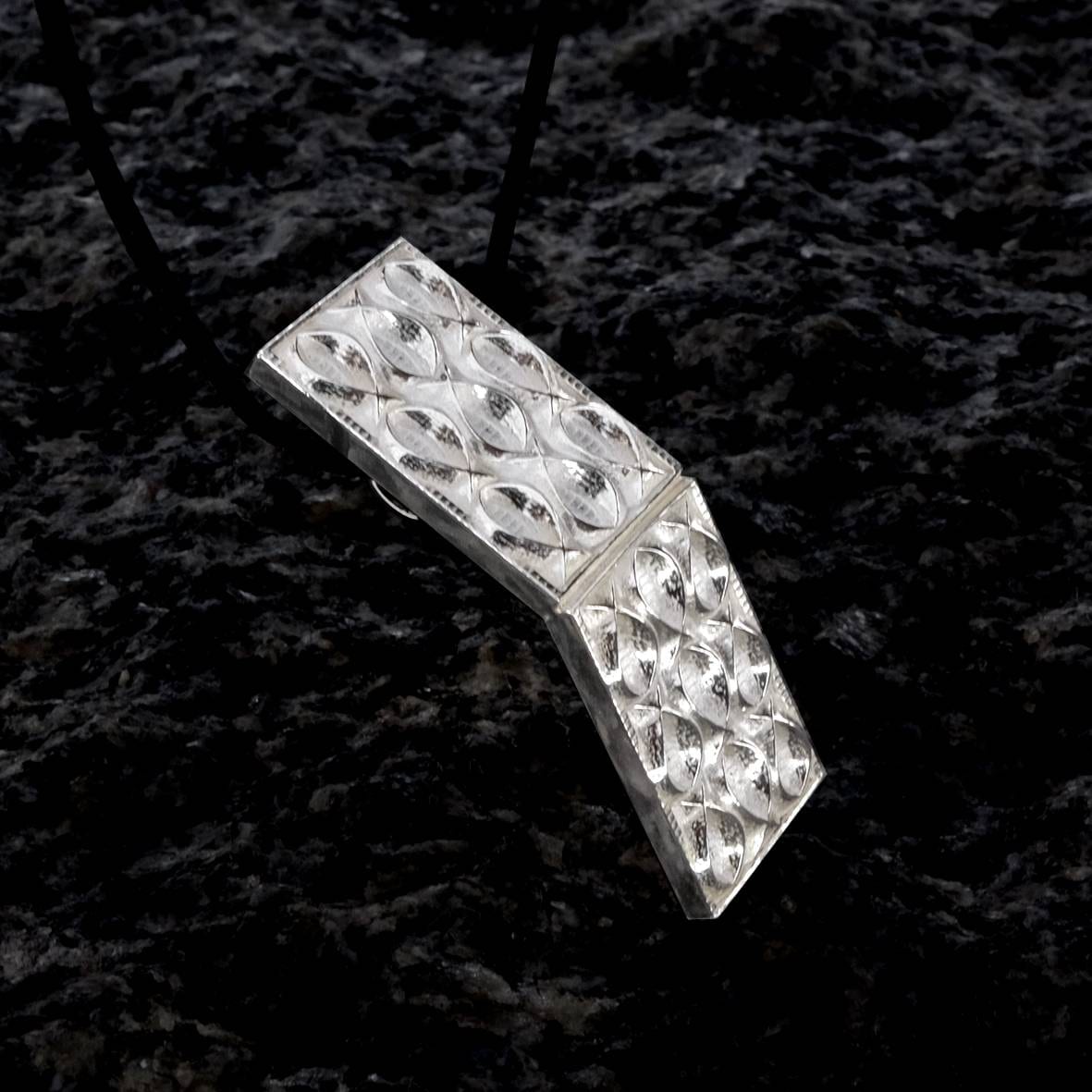 Ocean Anhaenger S Silber