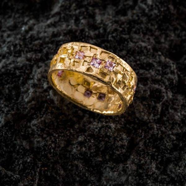 naya Ring