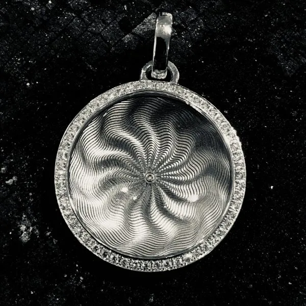 Anhaenger Emaille Weissgold Brillanten