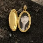 Medaillon Victor Mayer Gold innen