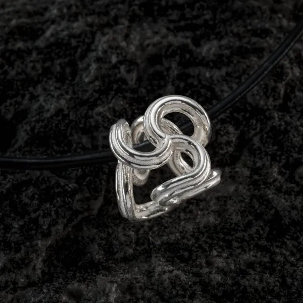 Triskele Pyramide Silber