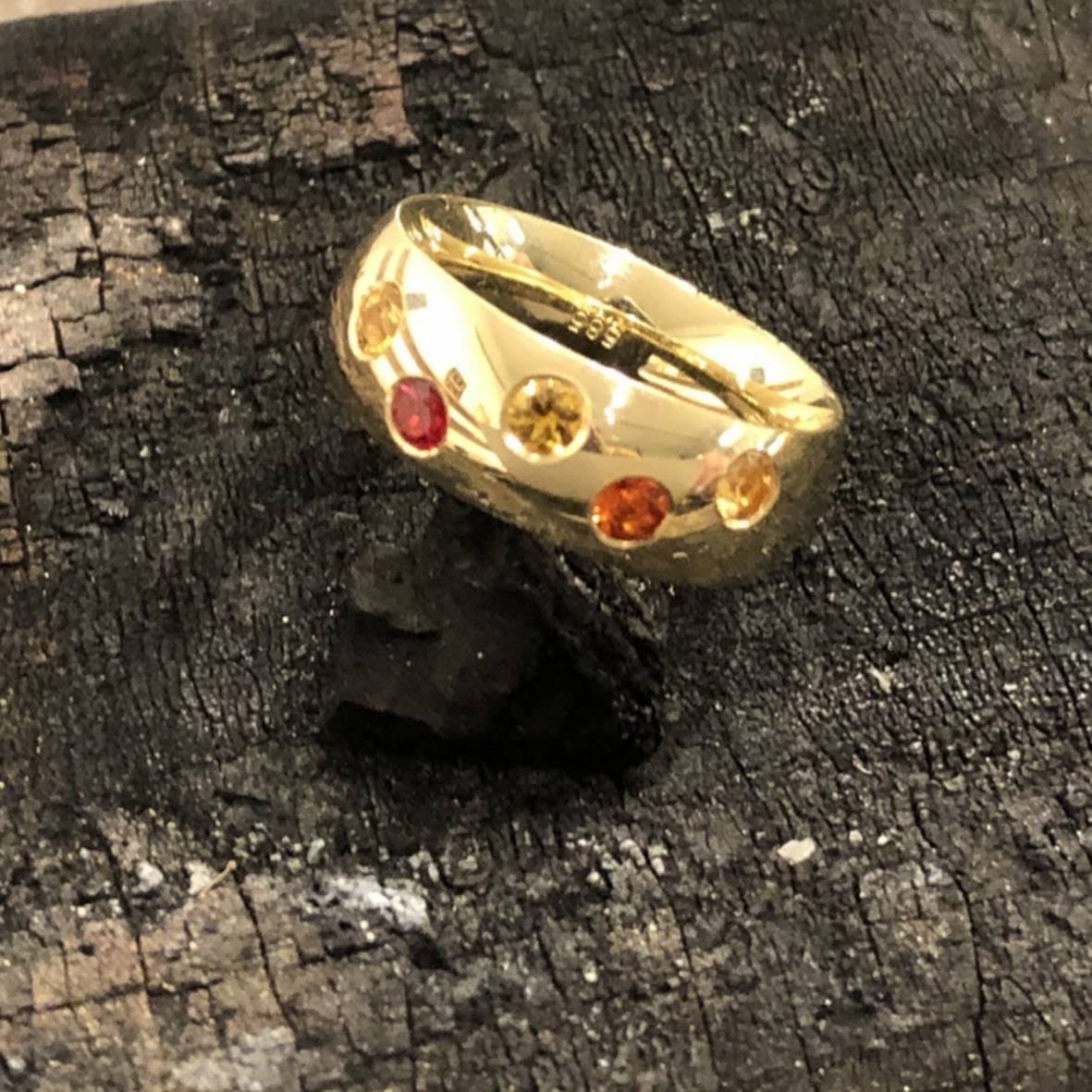 Ring Gold Saphier